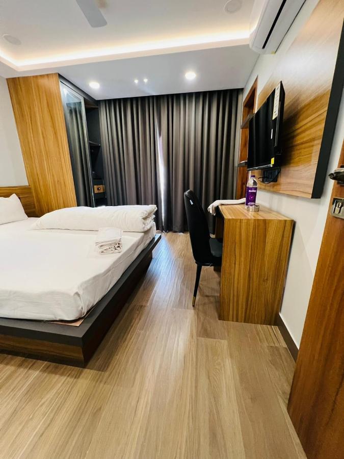 Hotel Royal Vanilla Siliguri Dış mekan fotoğraf