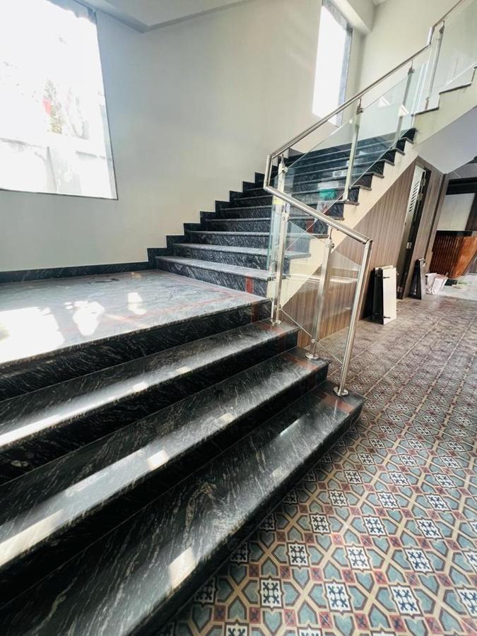 Hotel Royal Vanilla Siliguri Dış mekan fotoğraf